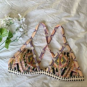 Victoria’s Secret Bikini Top Size M